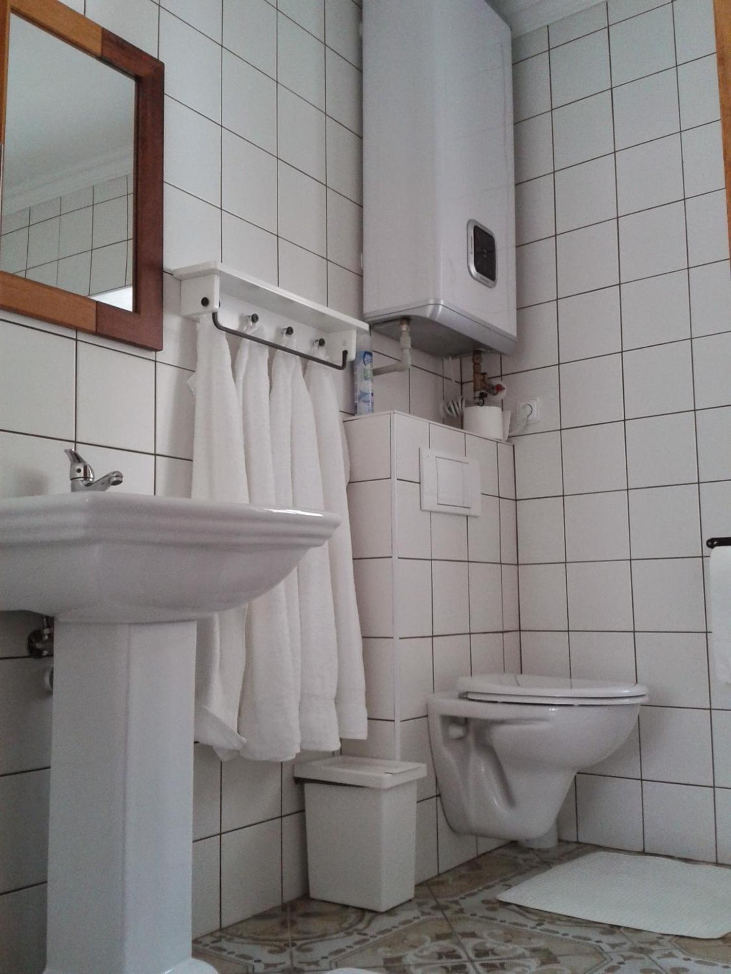 Penzion A Hospoda Na Statku Hluboká nad Vltavou Buitenkant foto